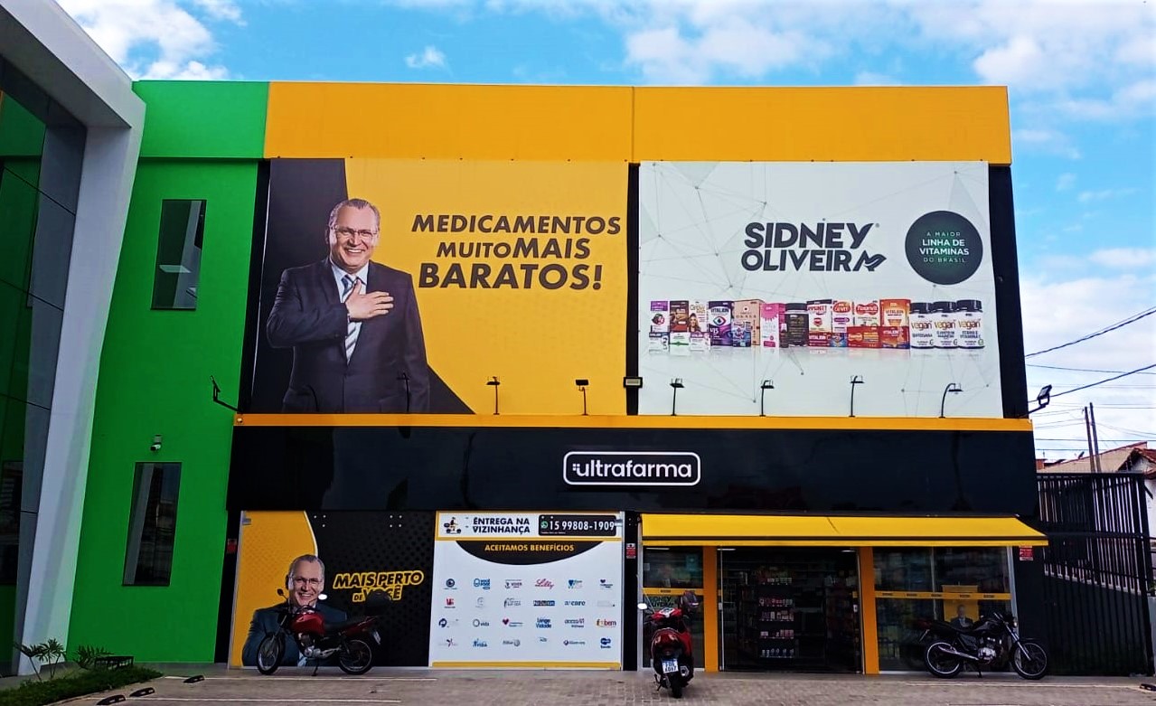 Painel fachada Ultrafarma