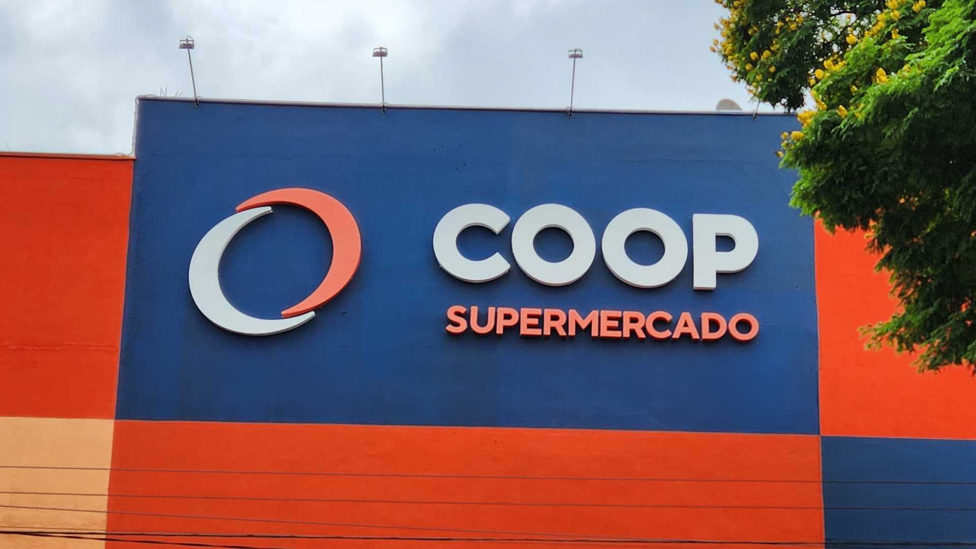 Logo em Letra Caixa Externo